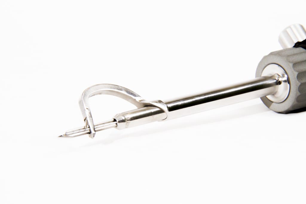 Repair Any Cuff For The Cost of 1 Anchor TransOS Tunneler:Orthopedic spine,Flat arthroscopy,Orthopedic surgery instrument