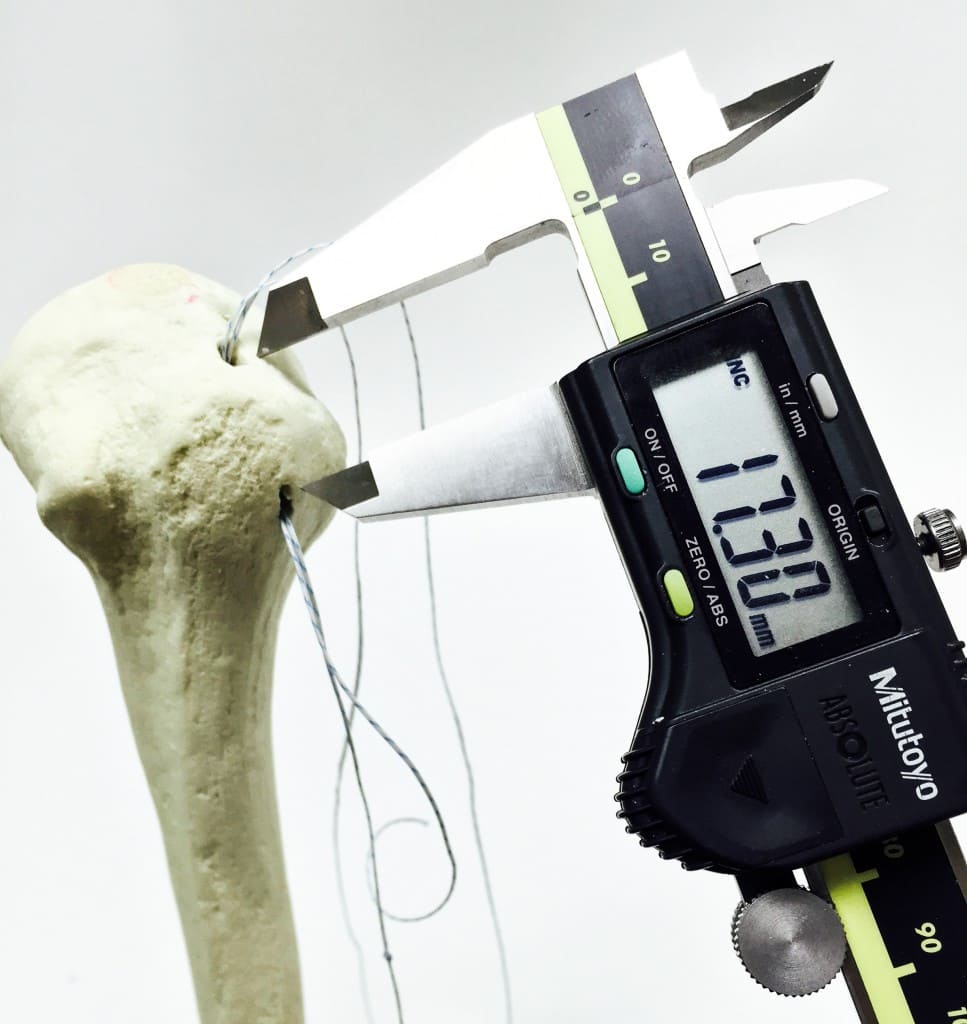 Average 15 mm Bone Bridge TransOS Tunneler:Orthopedic spine,Flat arthroscopy,Orthopedic surgery instrument